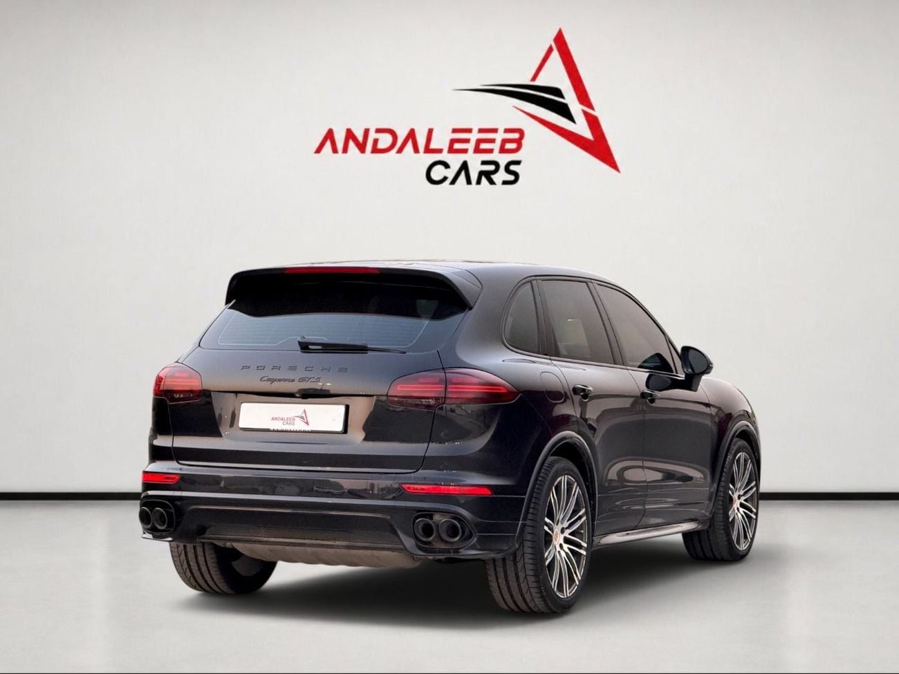 Porsche Cayenne GTS PORSCHE CAYENNE GTS | 4.8L V8 | 440 HP | AWD | 2016 | GCC SPECS