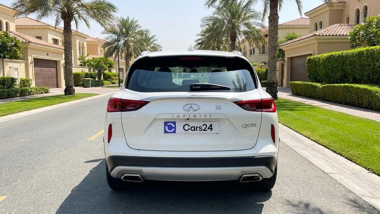 إنفينيتي QX50 لوكس كارس24 هي سوق ضخم للسيارات المستعملة موثوق ومضمون ٪كارس24 هي سوق ضخم للسيارات المستعملة موثوق ومضمون