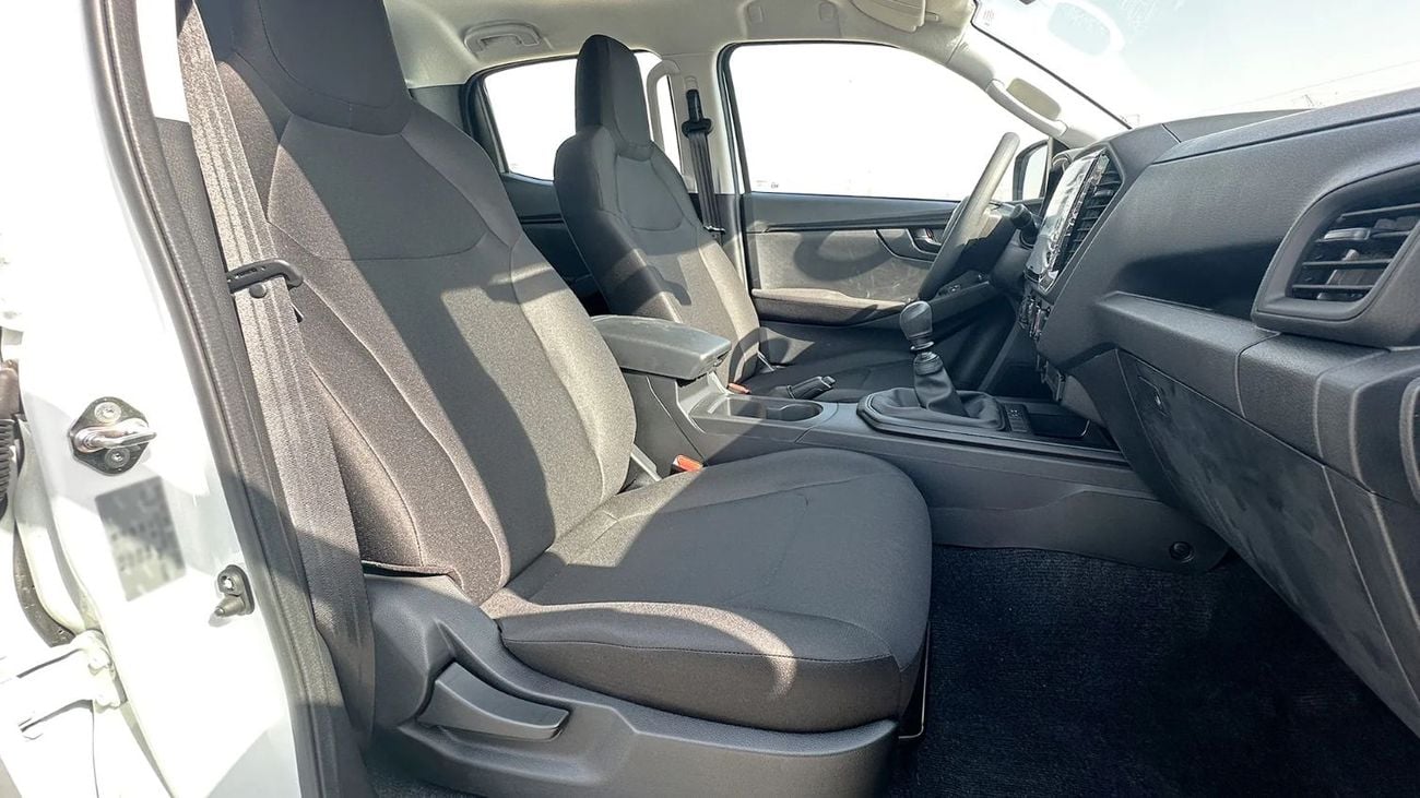 Isuzu D-MAX STANDARD DC 1.9L 4X4 MT - 2025 MY