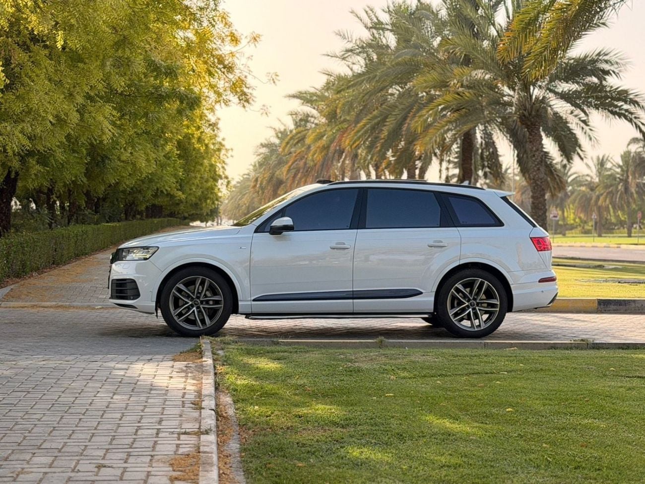 أودي Q7 45 TFSI
