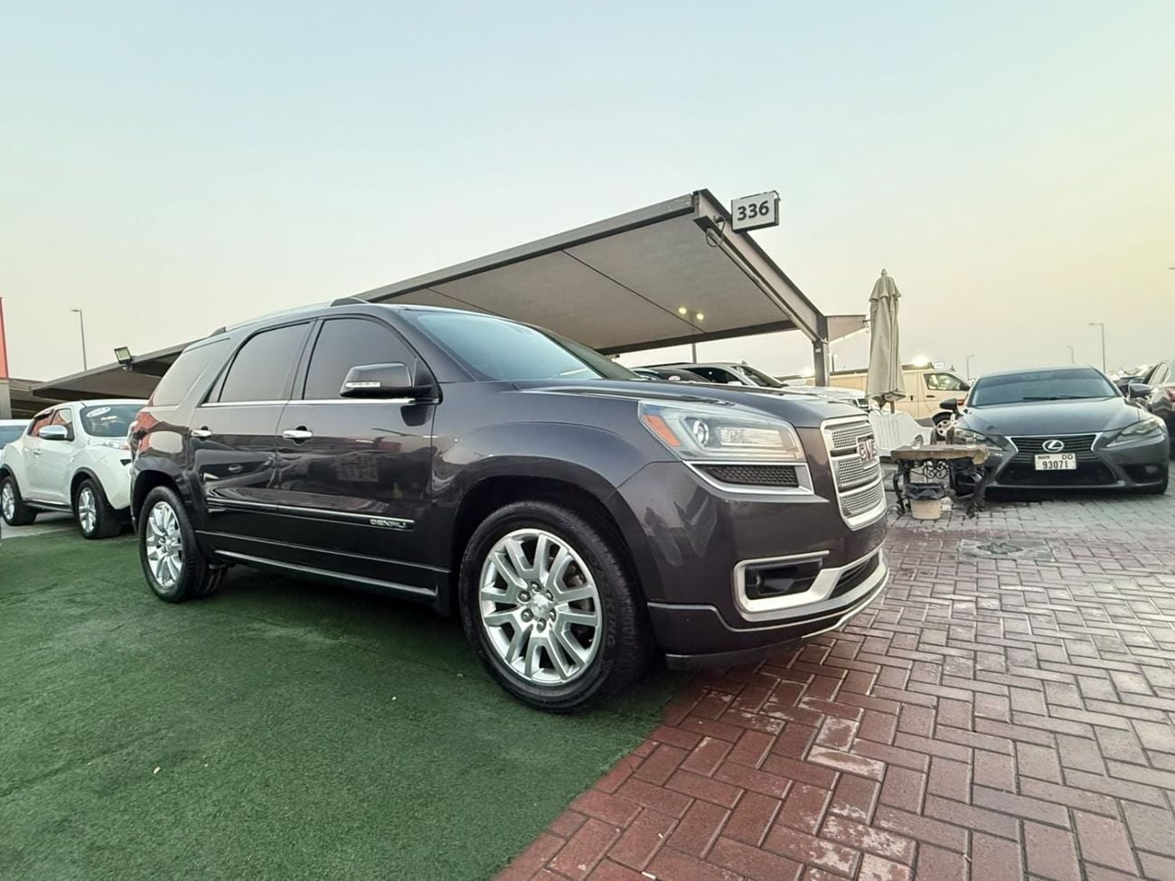 GMC Acadia DENALI Gulf, Limited, Panorama