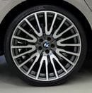 BMW 750Li XDRIVE LUXURY EXECUTIVE GCC .. FSH .. Perfect Condition .. Top Range .. Low Milegea