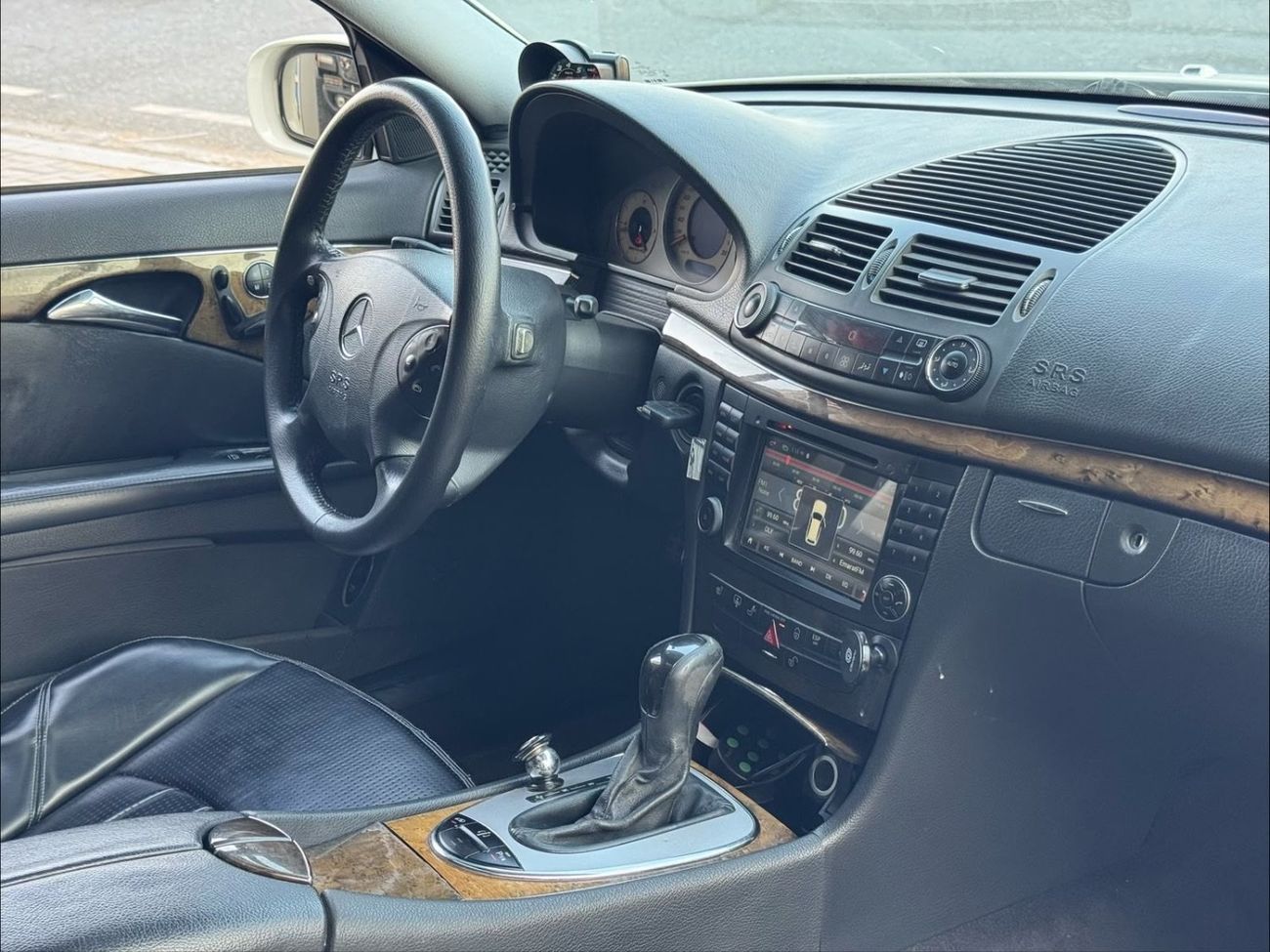 مرسيدس بنز E 55 AMG STANDARD