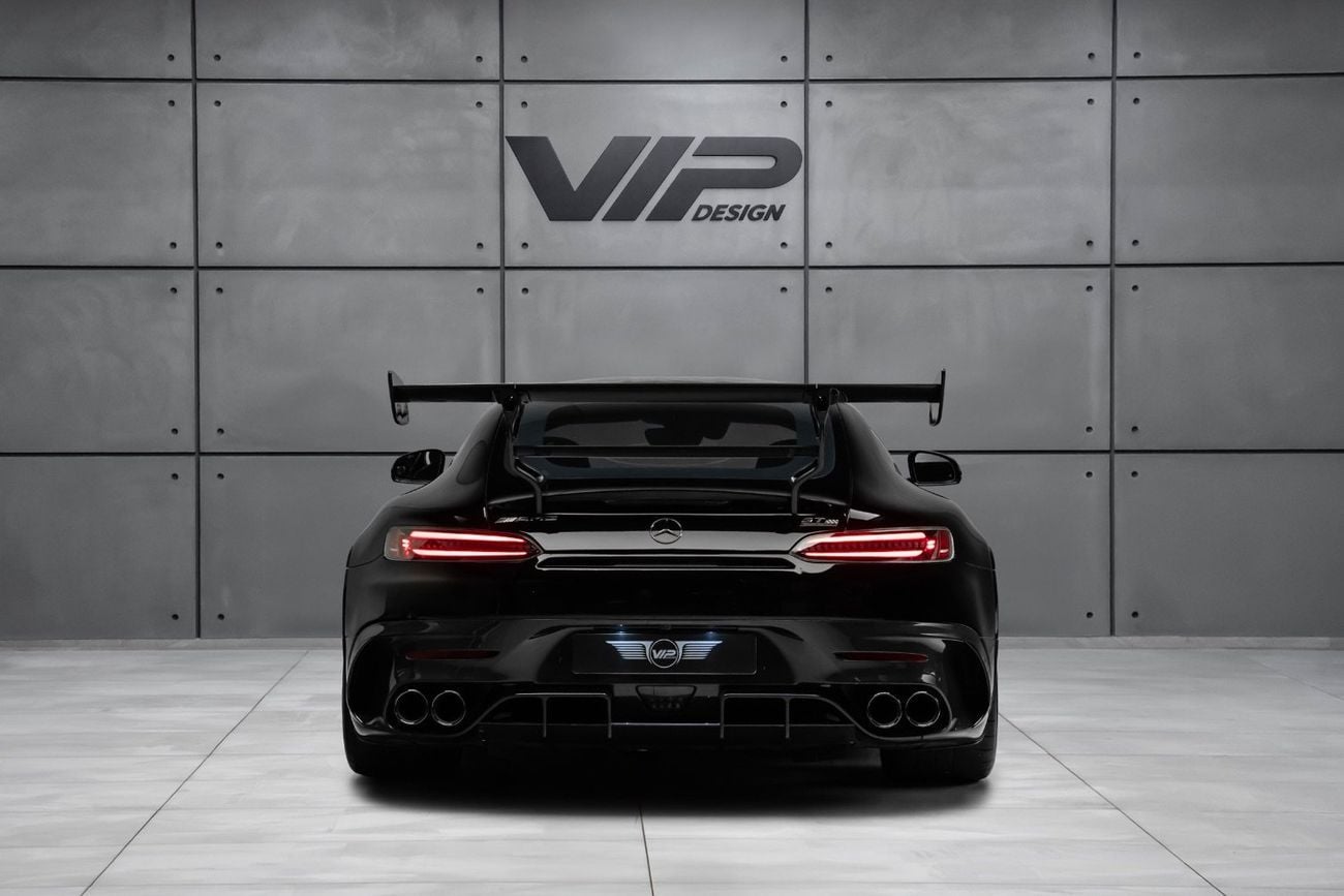 مرسيدس بنز AMG GT BLACK SERIES