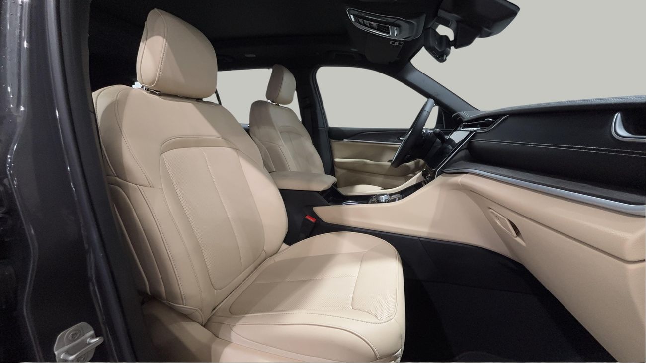 Jeep Grand Cherokee LIMITED 2024 | AED 2150/Month | 0 DP | 30 Day Return | Warranty