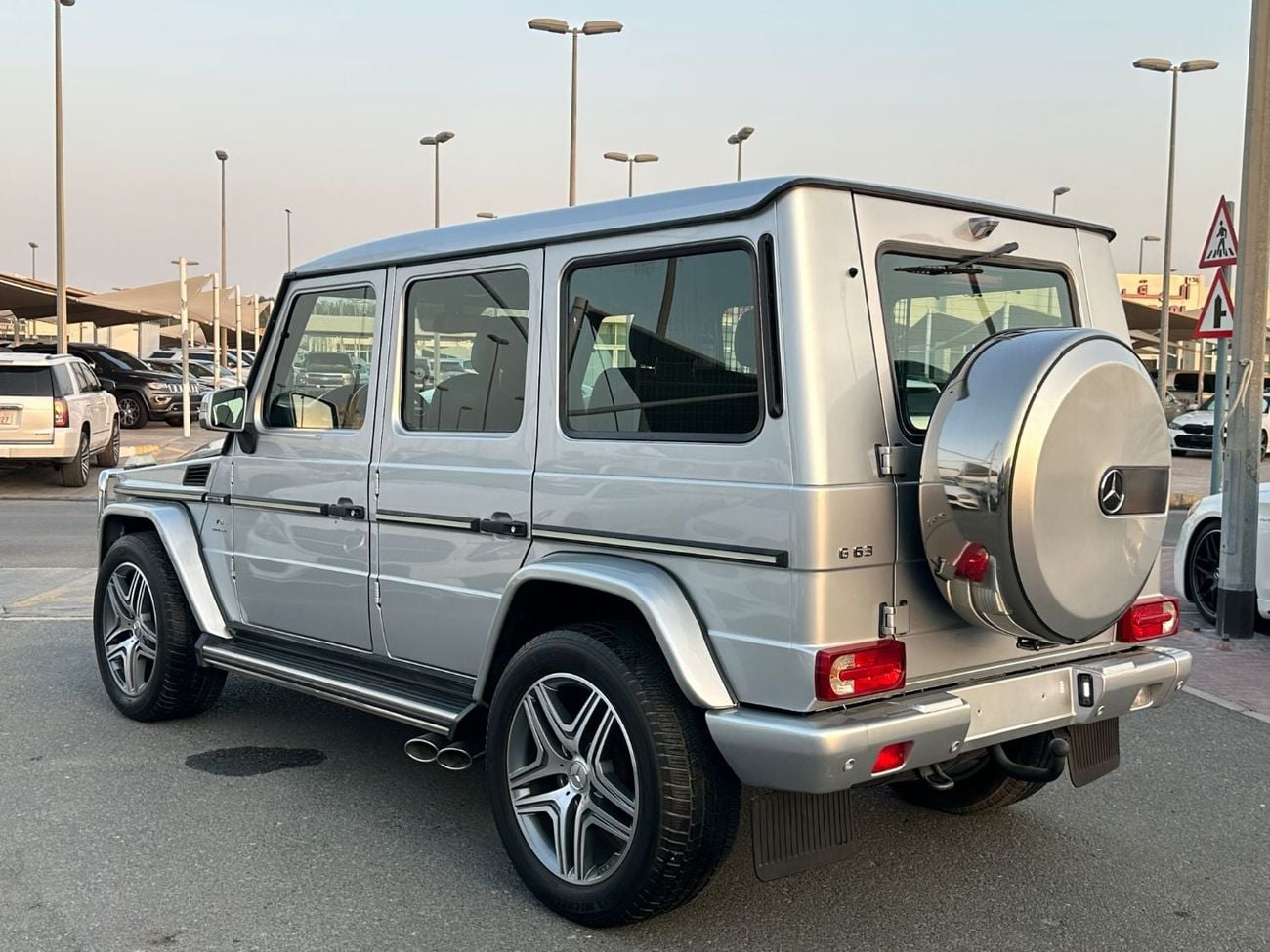 Mercedes Benz G500 STANDARD
