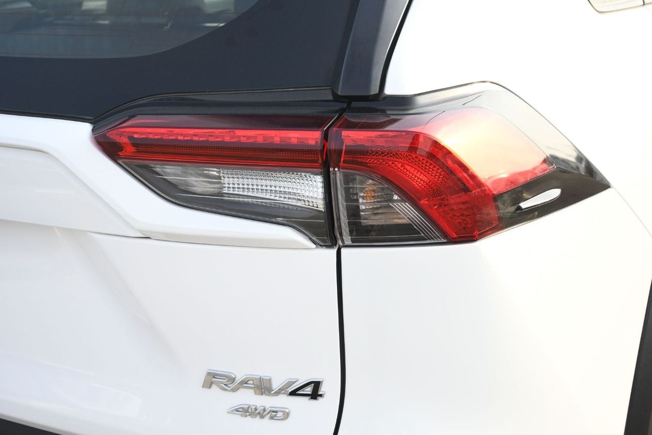 Toyota RAV4 ADVENTURE 2.5L PETROL