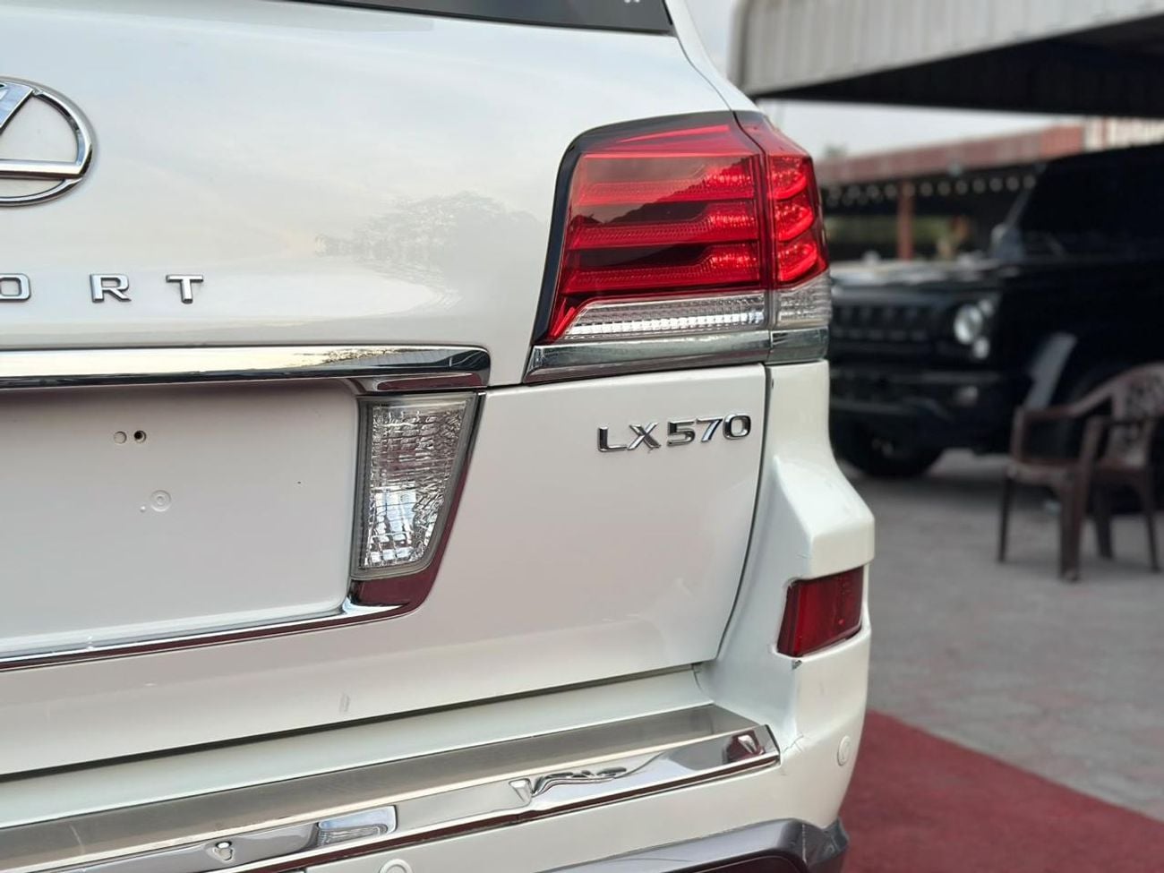 Lexus LX570 NAVIGATION SPORT