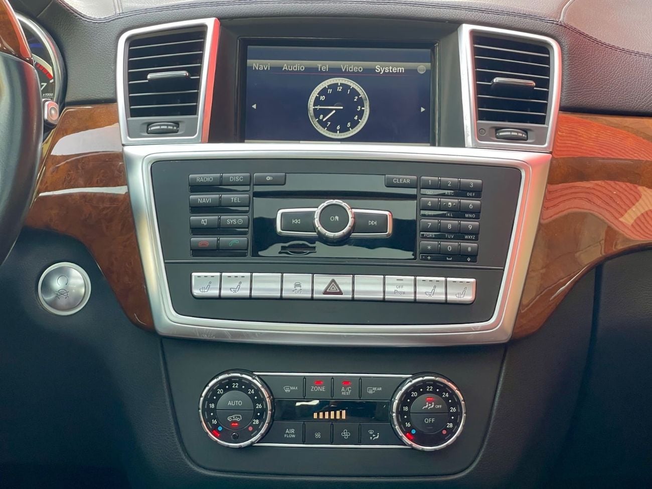 مرسيدس بنز GL 500 4Matic V8 GCC