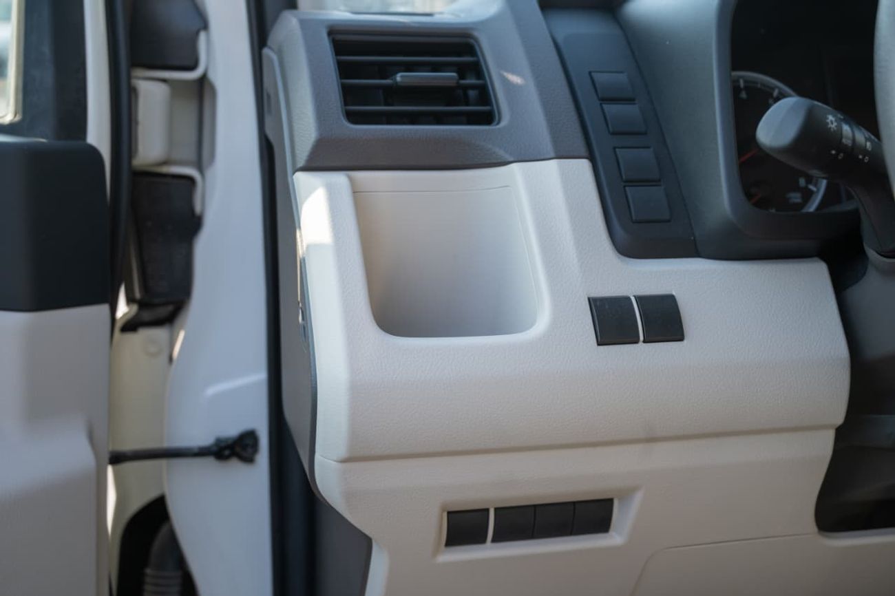 Toyota Hiace GL