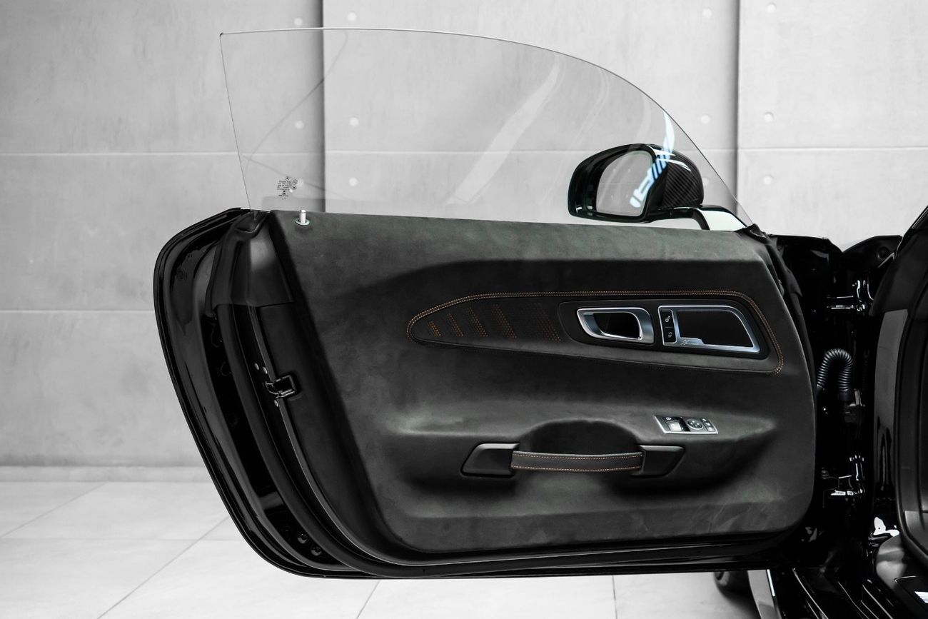 مرسيدس بنز AMG GT BLACK SERIES