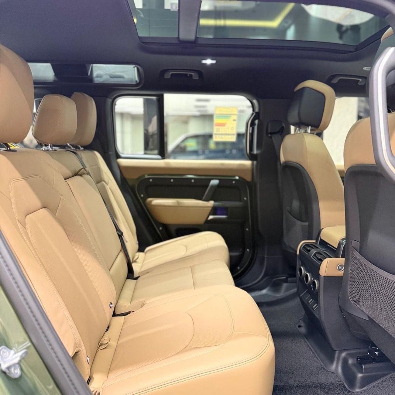 Land Rover Defender HSE Land Rover Defender 110 2026 GCC specs