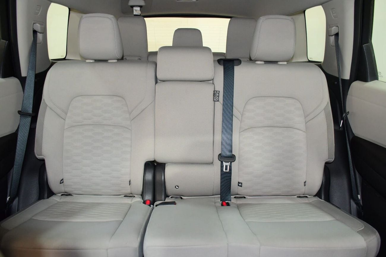 Nissan Pathfinder S 2.0