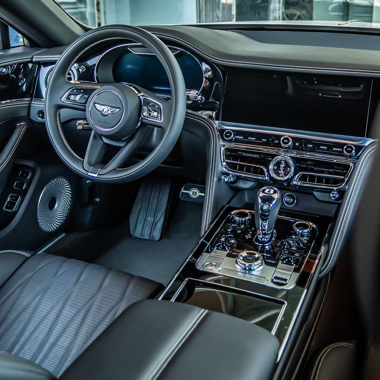 Bentley Flying Spur STANDARD HYBRID