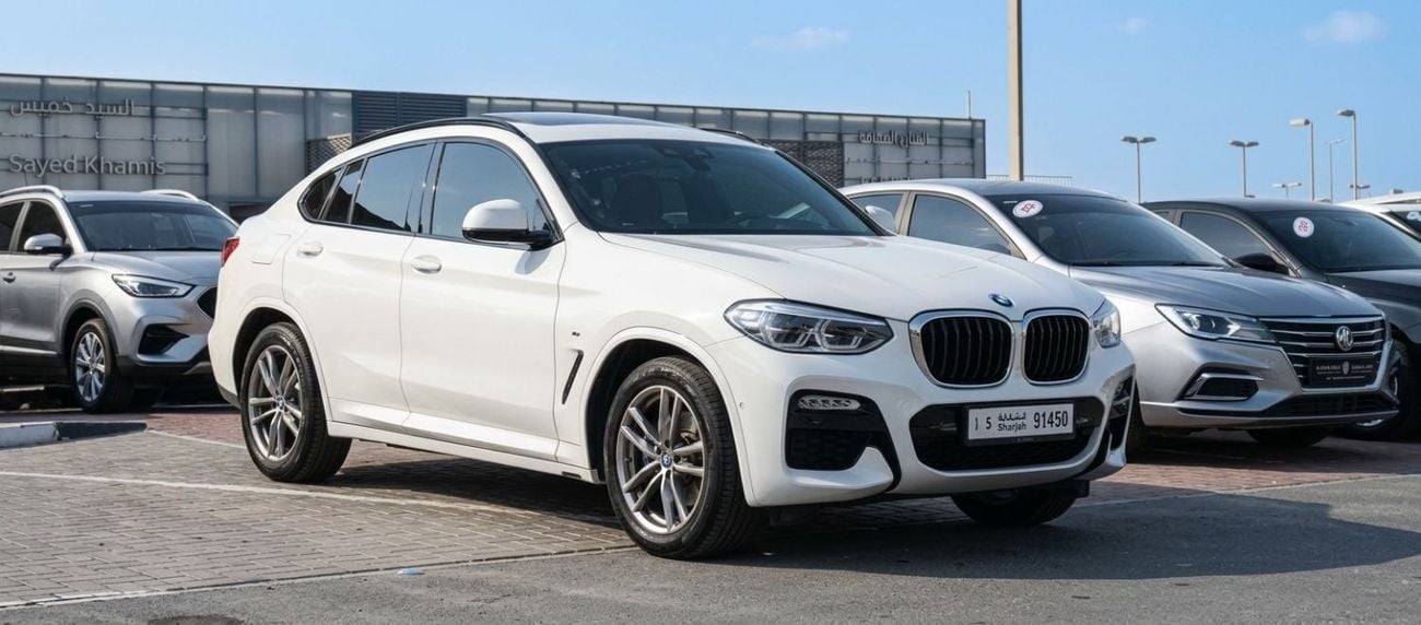 BMW 330i LUXURY LINE