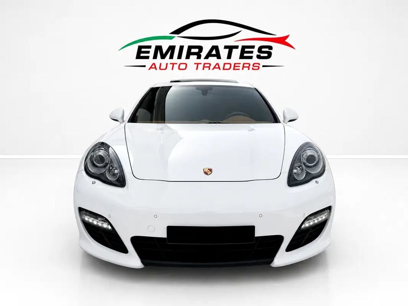 Porsche Panamera 4S GCC