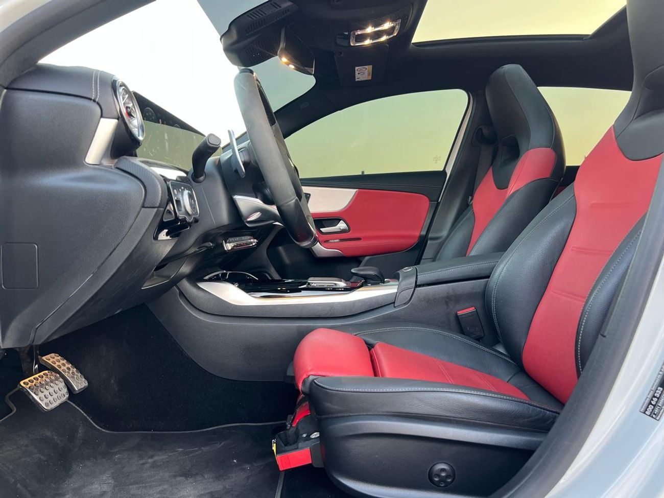Mercedes Benz A35 AMG 4MATIC PREMIUM