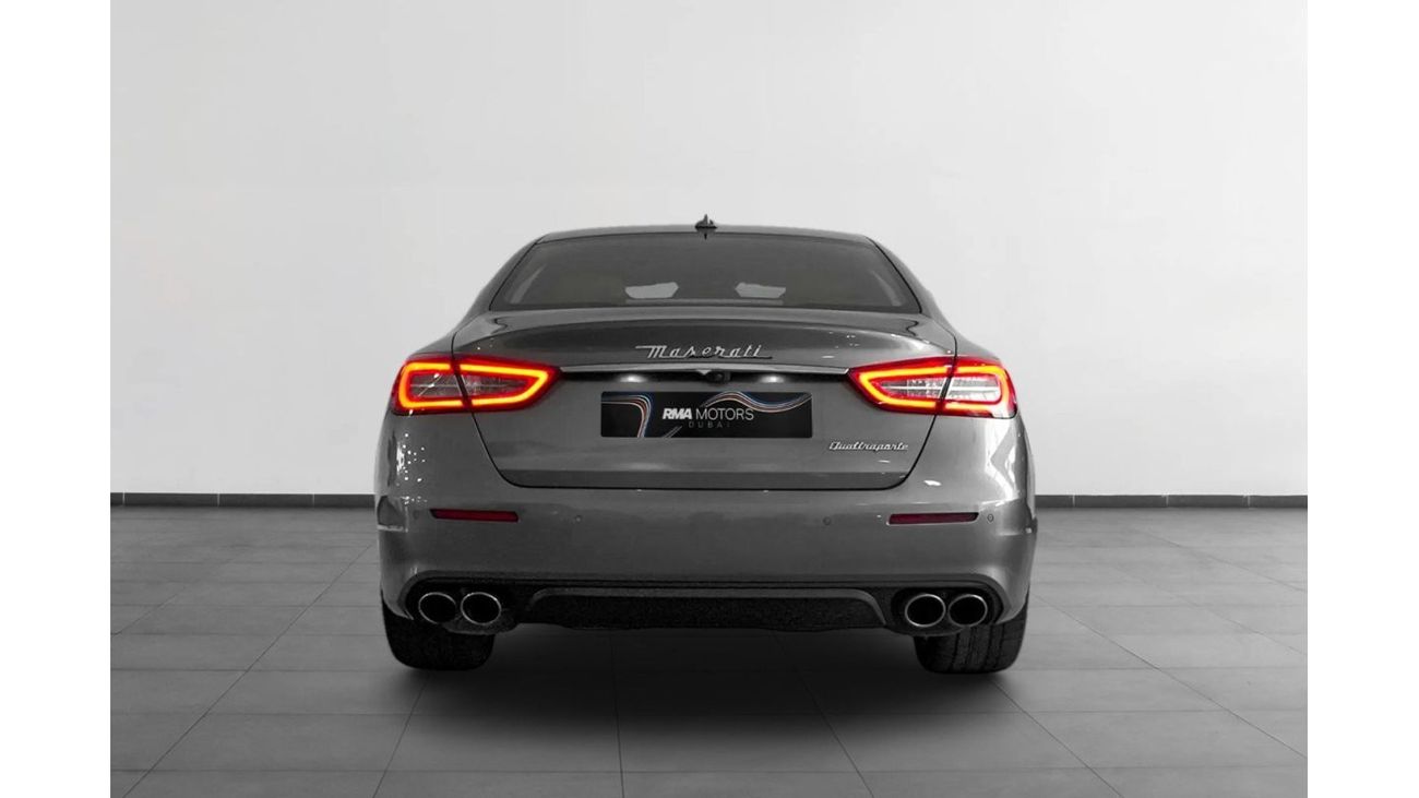 Maserati Quattroporte Base