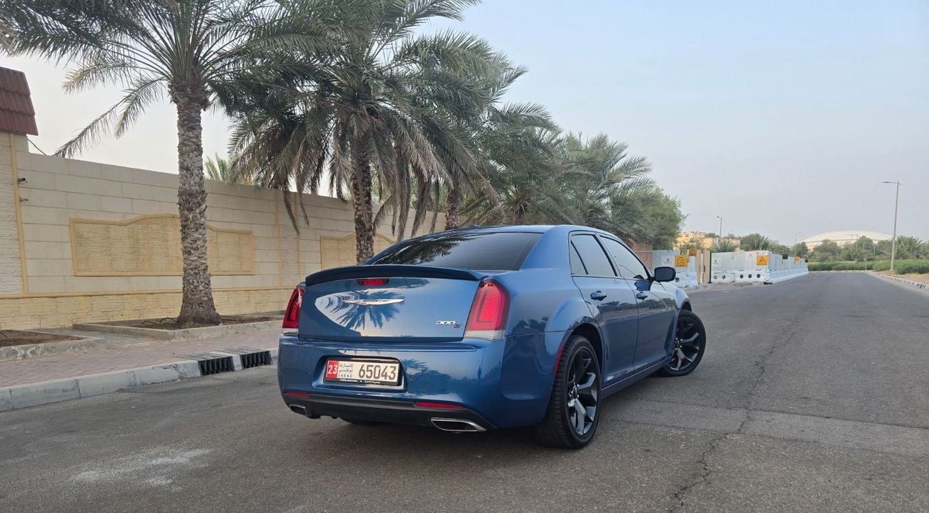 Chrysler 300s STANDARD