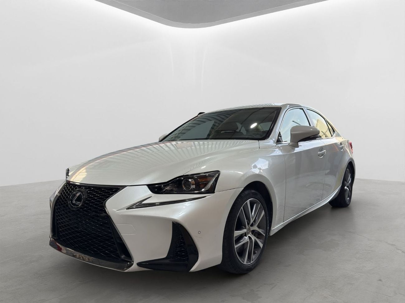 Lexus IS300 PREMIER 2019 LEXUS IS 300 — JAPANESE LUXURY WITH A SPORTY EDGE!