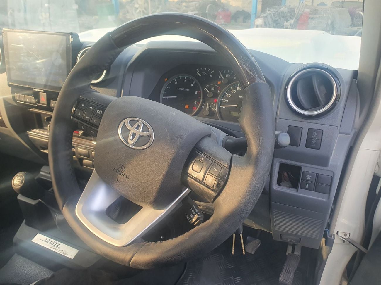 Toyota Land Cruiser Pick Up