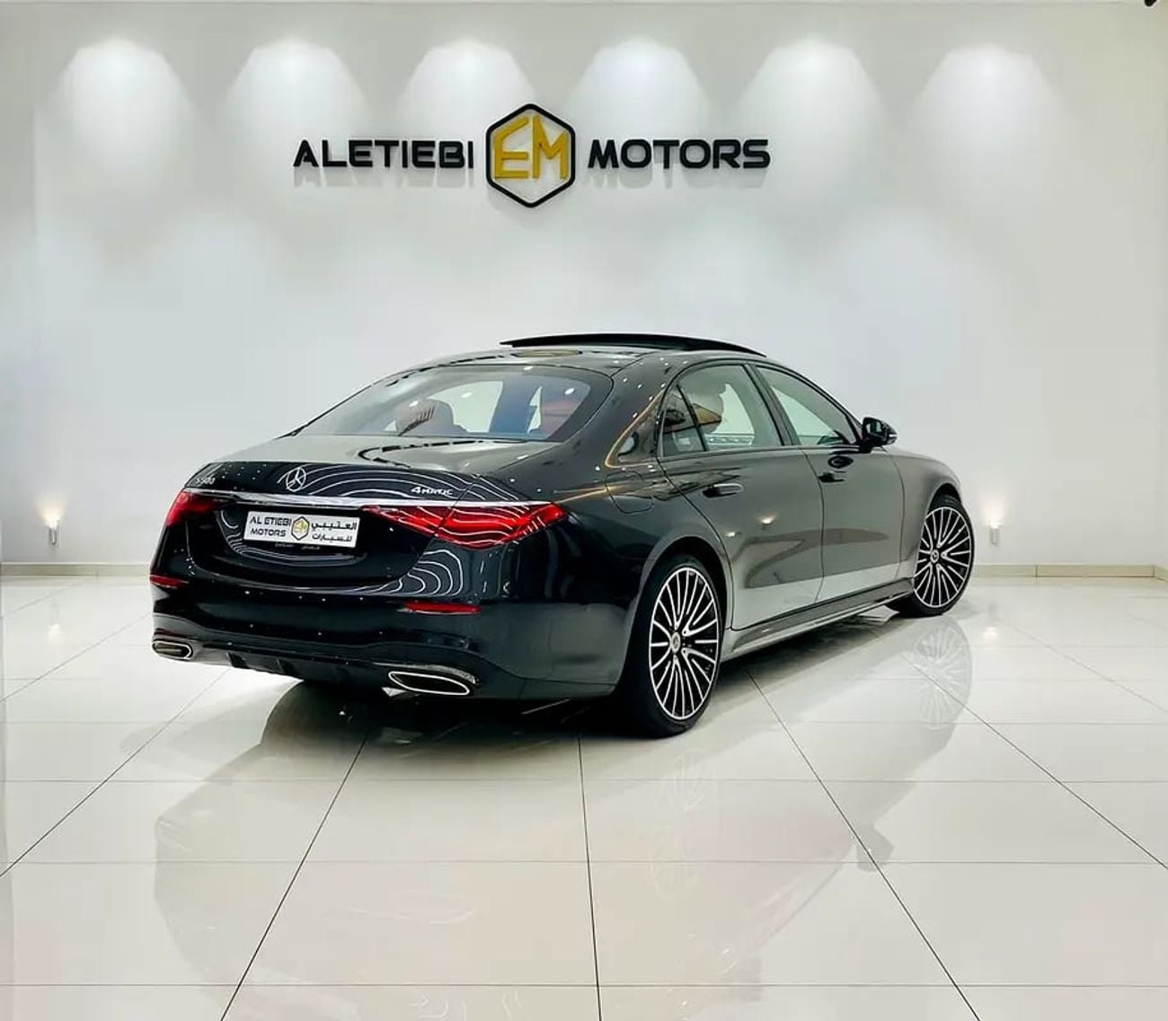 مرسيدس بنز S 500 4MATIC L HIGH MERCEDES S 500 MODEL : KM : GCC SPECS UNDER WARRANTY AND SERVICE AT GARGASH MERCEDES
