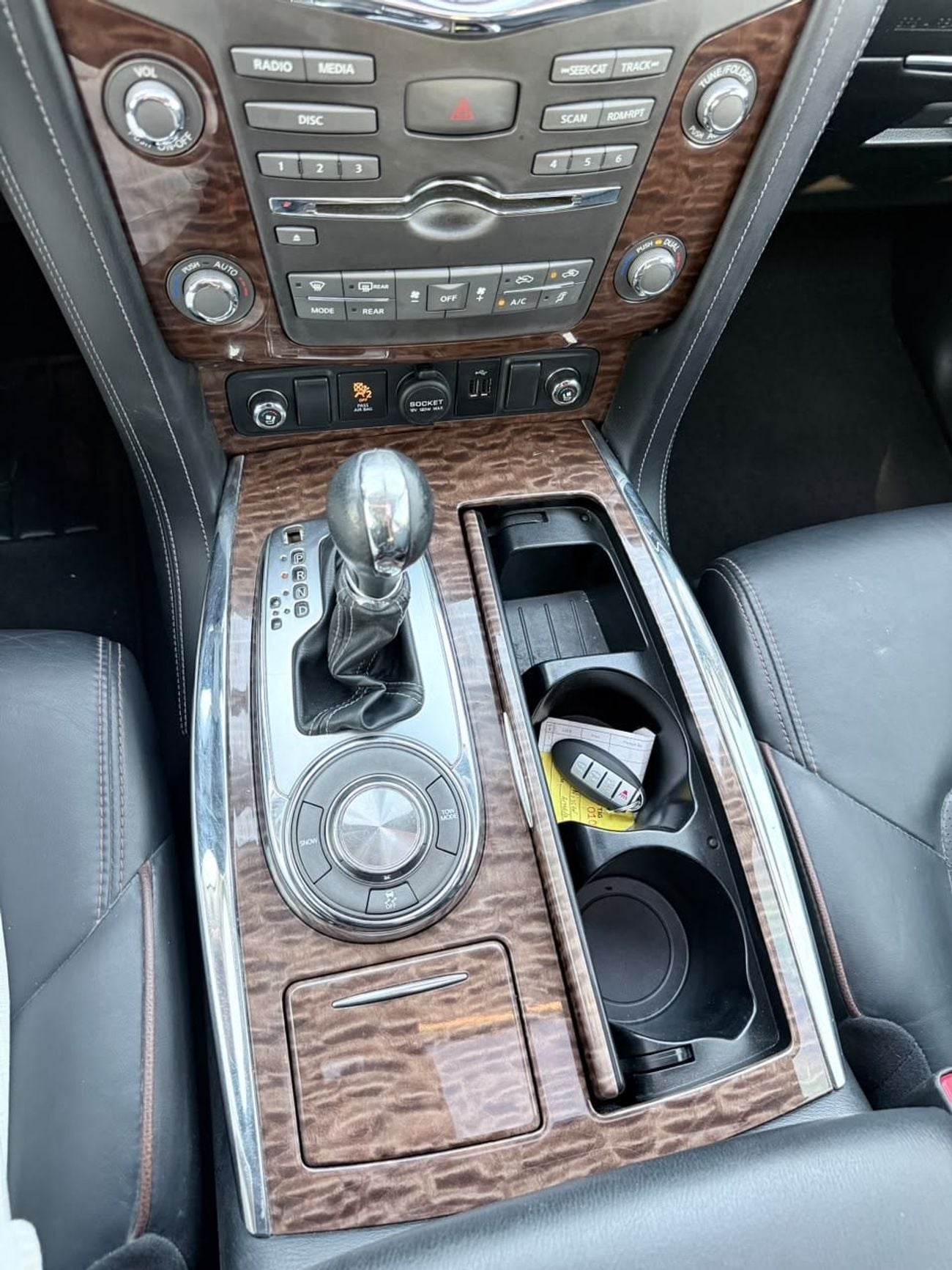 Nissan Armada Platinum full option