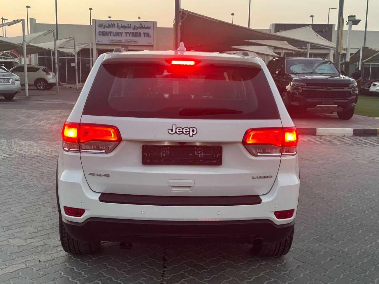 Jeep Grand Cherokee LAREDO
