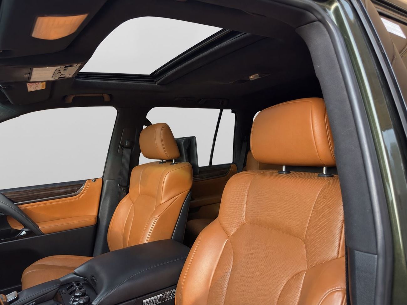 Lexus LX570 SIGNATURE **2021 Lexus LX570 S | VIP Owned | V8 | Olive Green / Tan | Soft-Close Doors**