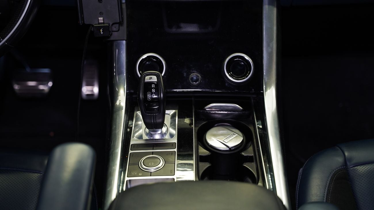 Land Rover Range Rover Sport HSE
