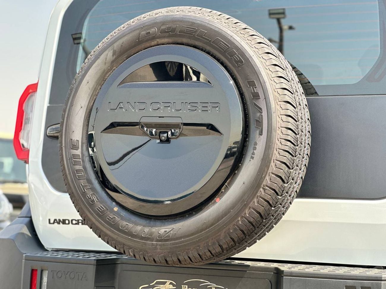 تويوتا لاند كروزر إف جي جي إكس آر