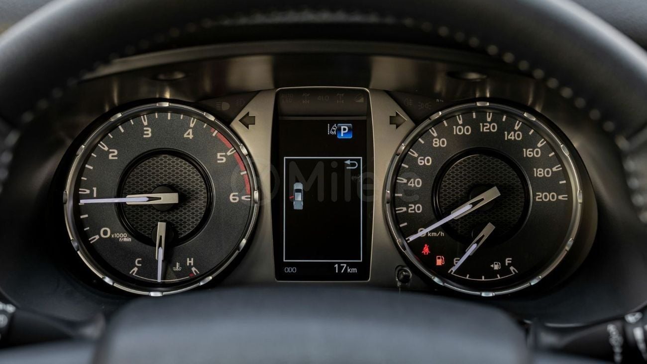 Toyota Hilux HILUX DC 2.8 DIESEL MEV AT 4WD | 2-YEAR WARRANTY + SERVICE AVAILABLE | IN-HOUSE FINANCING | 0% DOWN