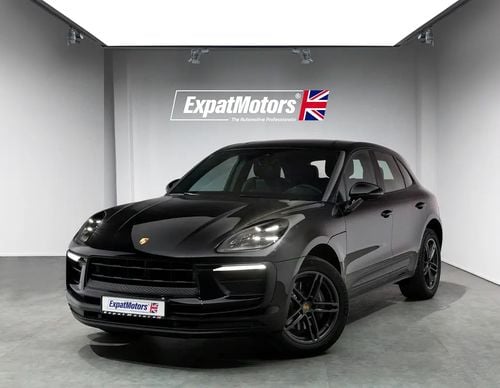 Porsche Macan STANDARD Dealer Service • Sport Chrono • AWD • GCC