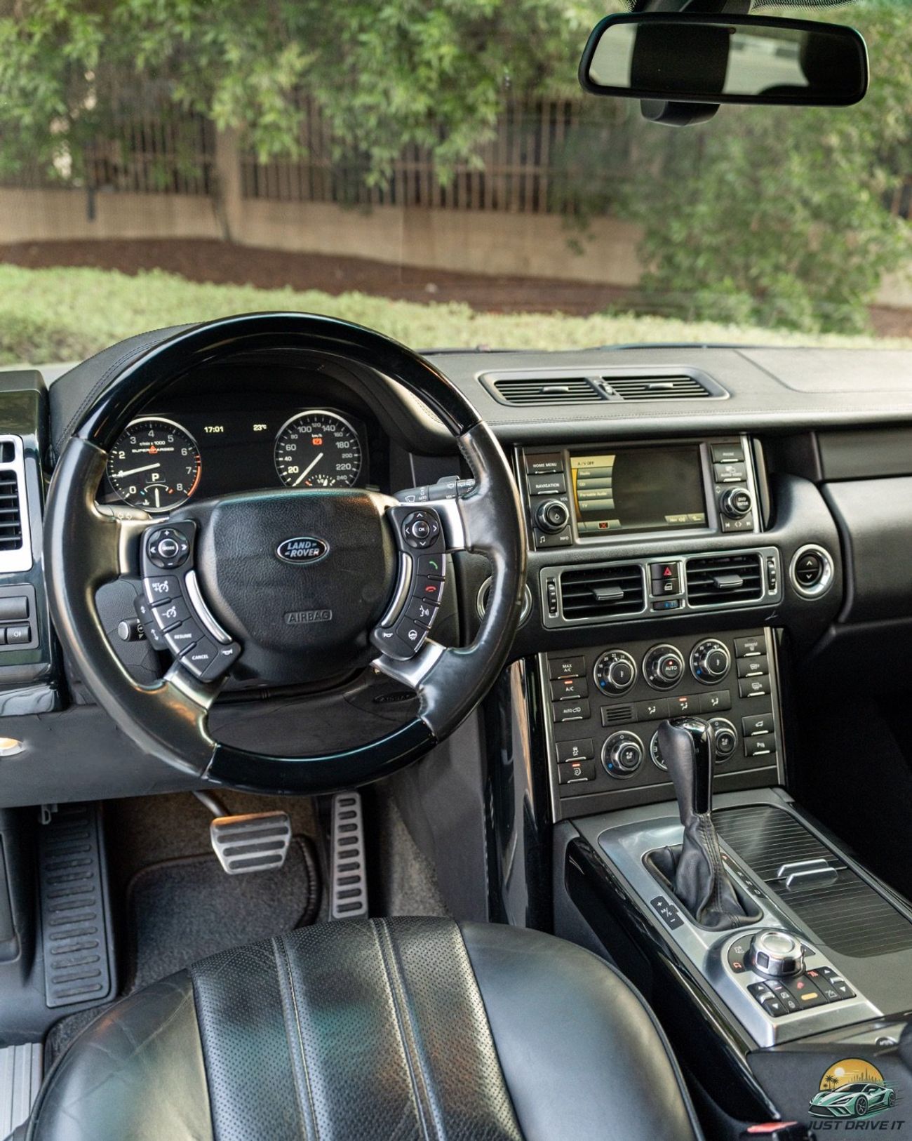 Land Rover Range Rover SUPERCHARGED VOGUE