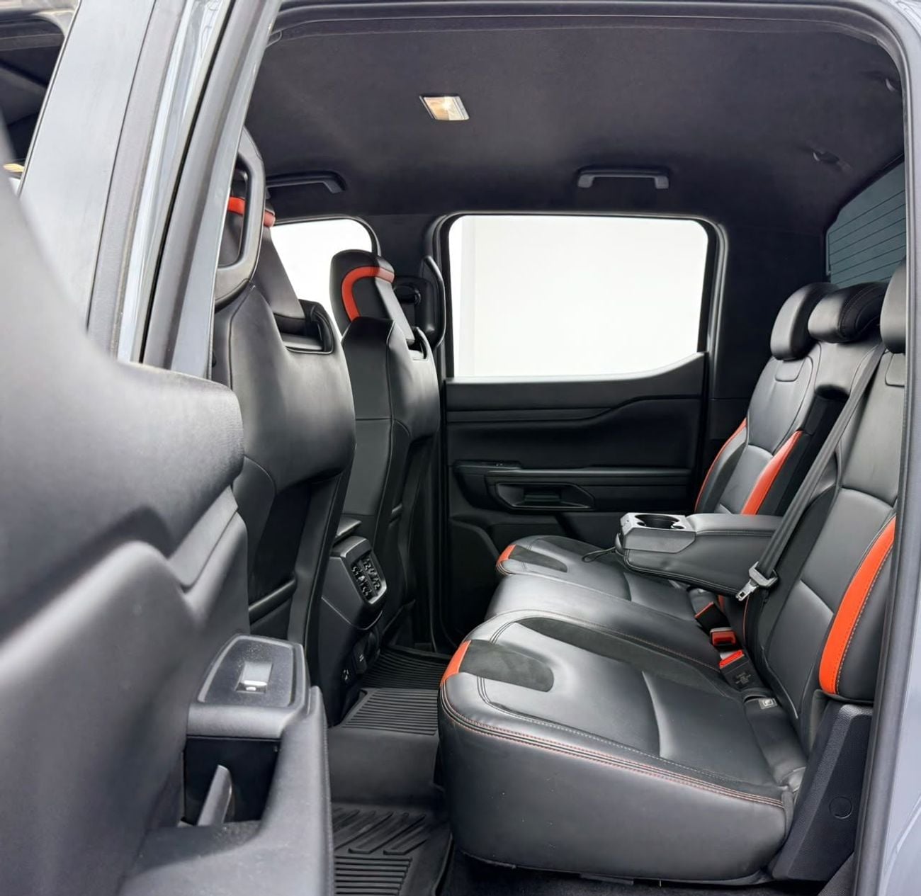 Ford Ranger RAPTOR 2024 Ford Ranger Raptor, Agency Warranty + Full Agency Service History, GCC Specs
