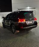 تويوتا لاند كروزر VXR