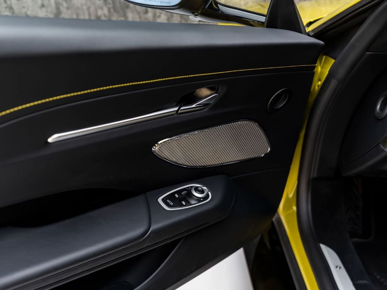 Aston Martin Vantage STANDARD BUY NOW, PAY 2027 | THE BLACKLINE STANDARD | Aston Martin Warranty + Service, GCC, Low KMs