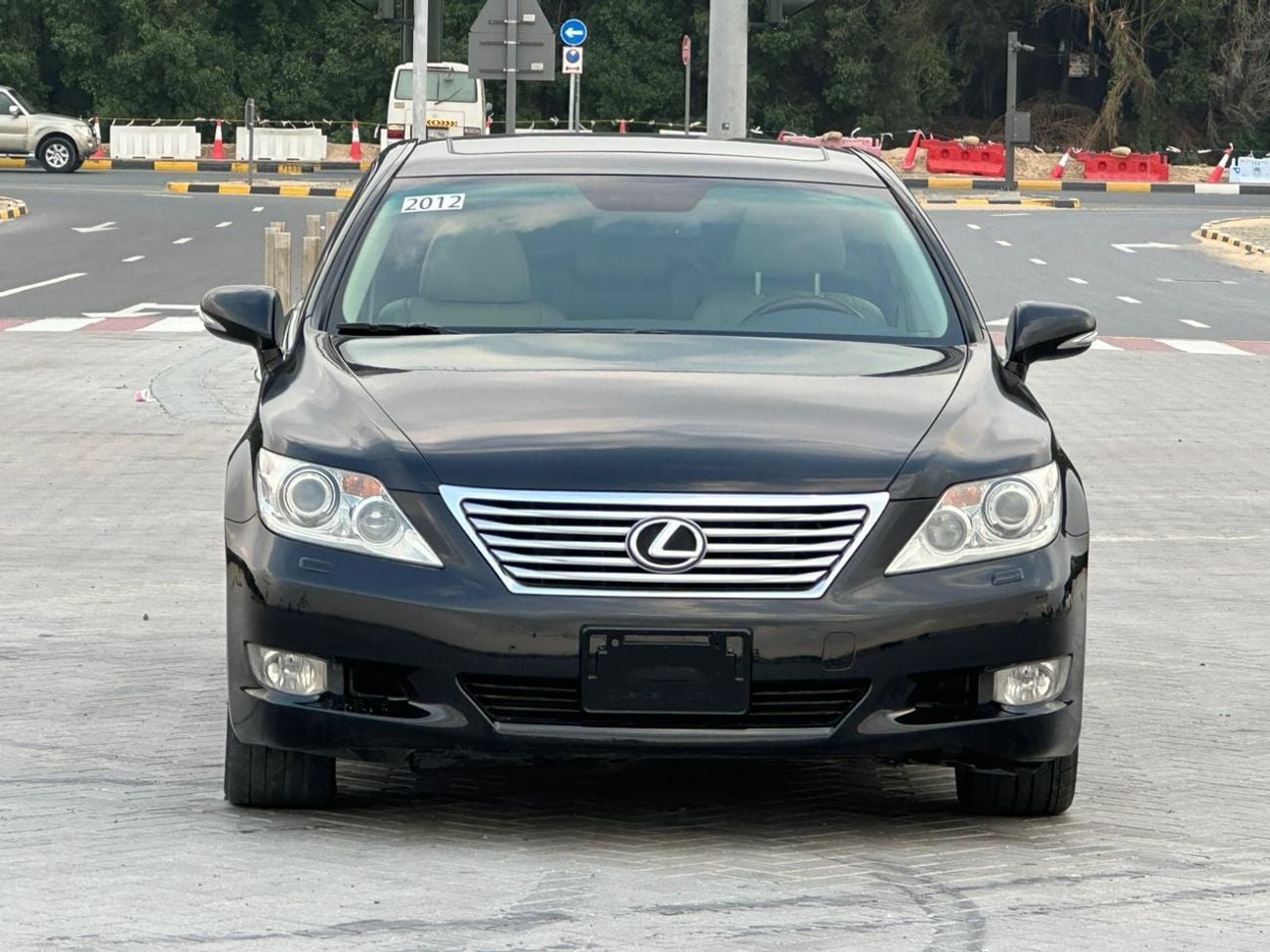 لكزس LS 460 بريمير SWB