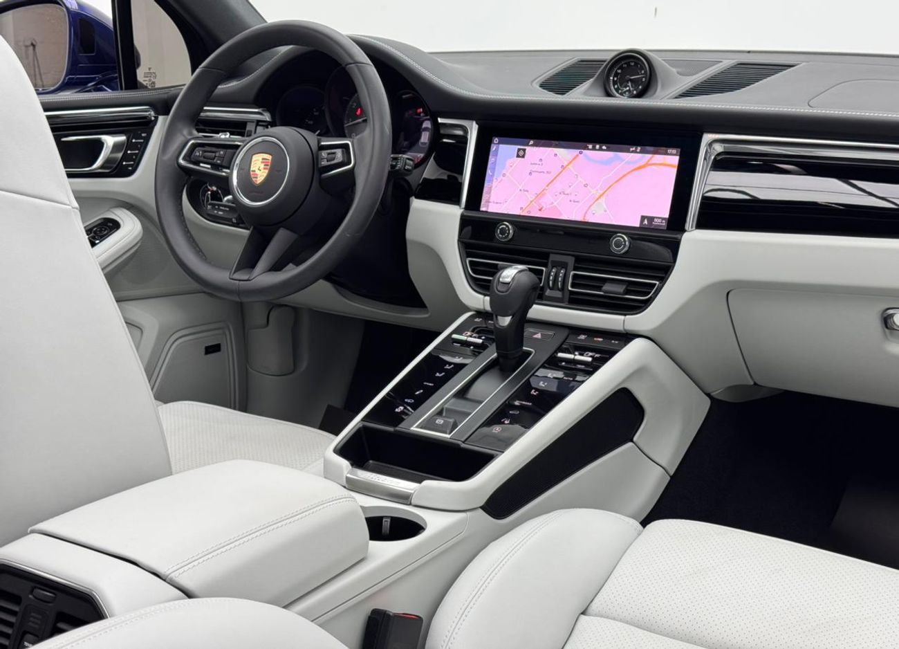 Porsche Macan 2025 Porsche Macan, April 2028 Porsche Warranty, Porsche Service History, GCC
