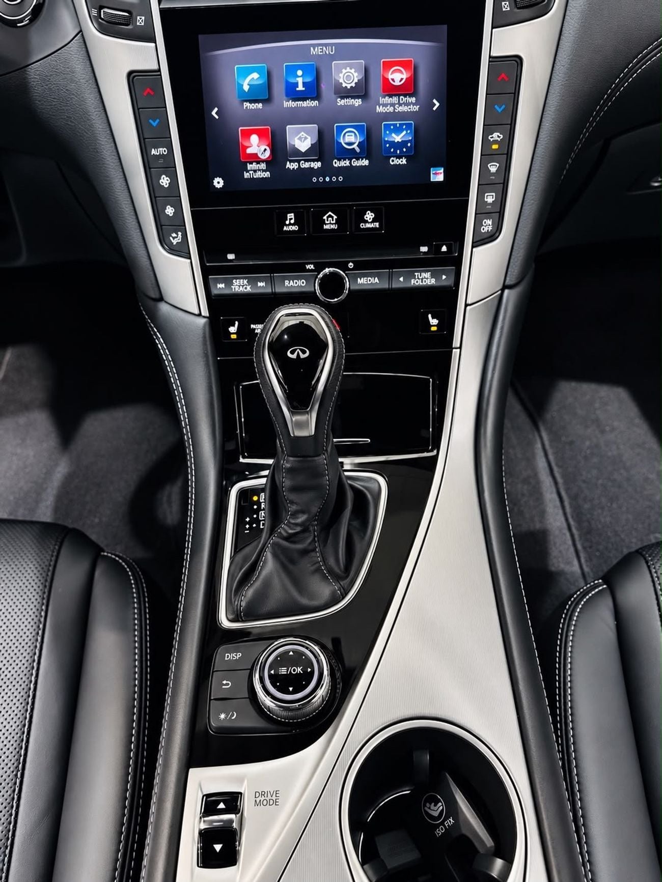 Infiniti Q60 PREMIUM LUXE