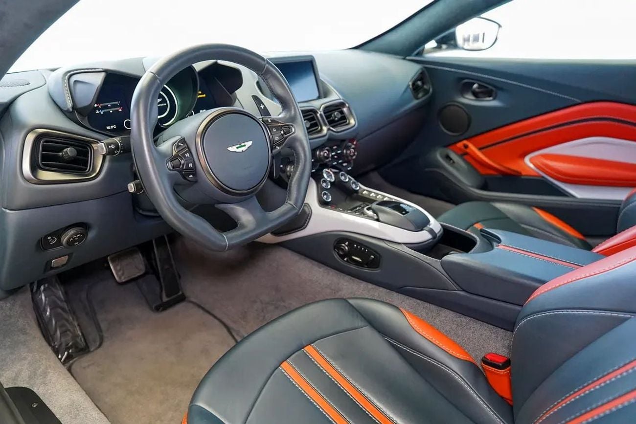 أستون مارتن فانتيج Std 4.0L