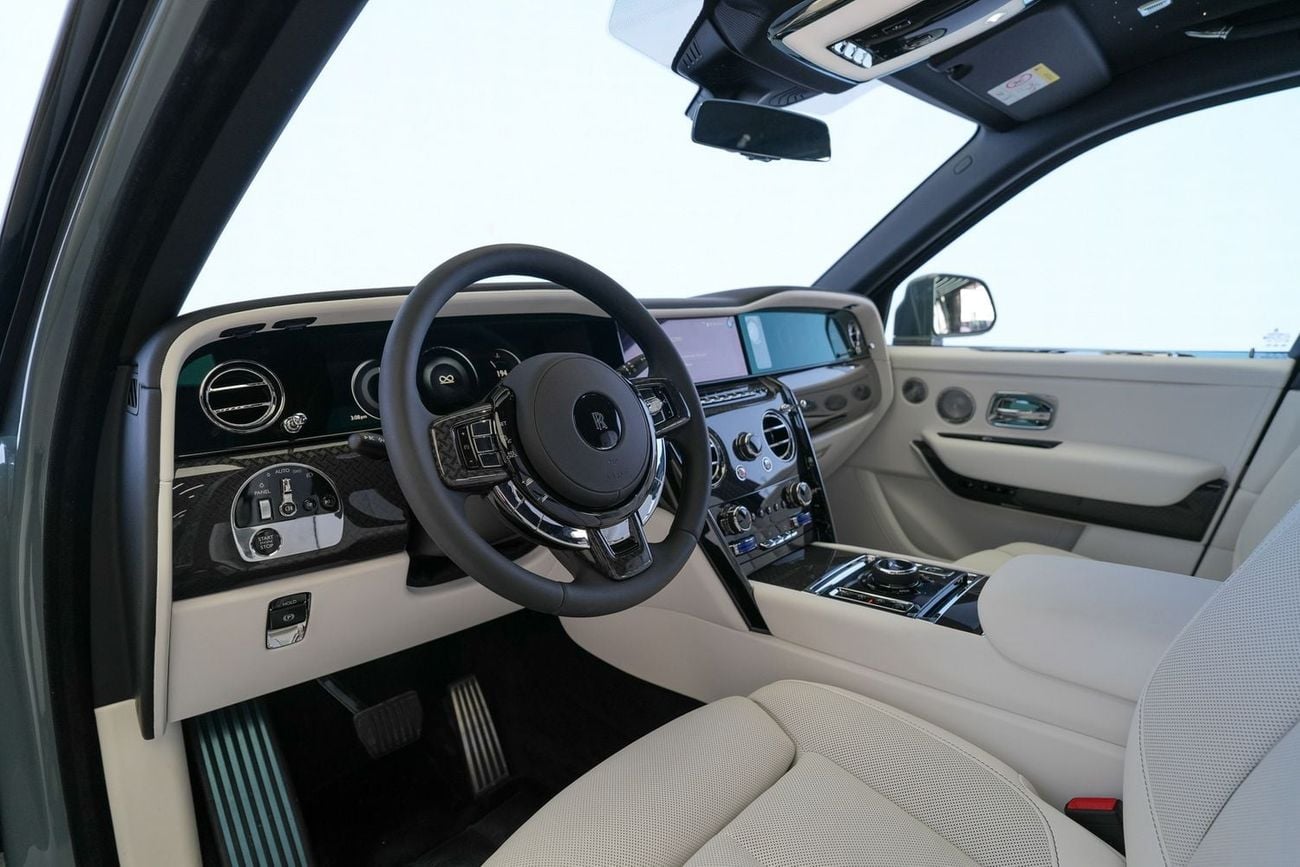 Rolls Royce Cullinan BLACK BADGE