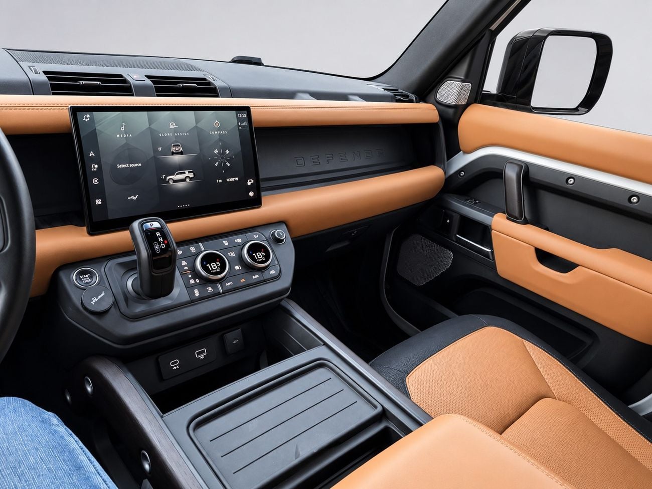 Land Rover Defender X Dynamic V6