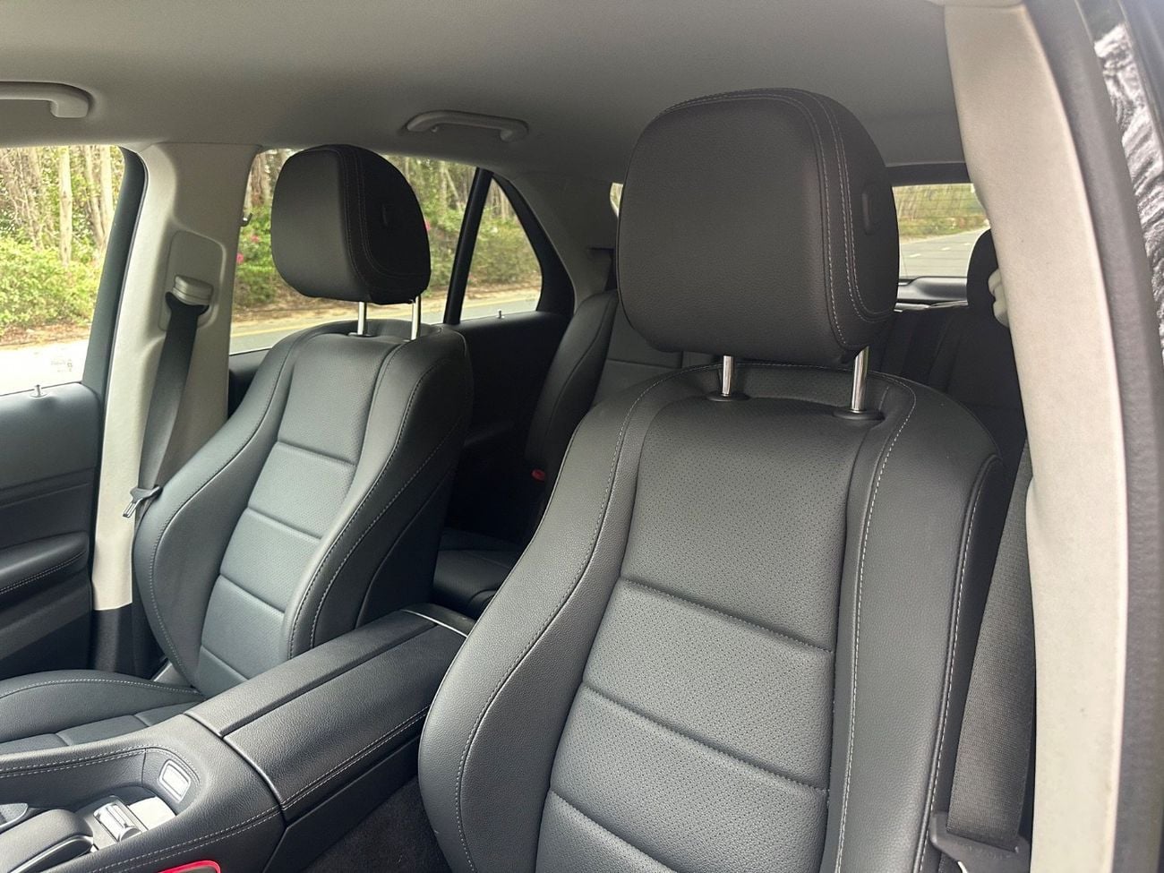 مرسيدس بنز GLE 300 2025 Diesel | 2.0L 4-cylinder 270 HP | Low Mileage | Like New