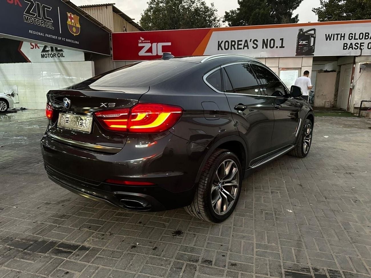 BMW X6 50I LUXURY