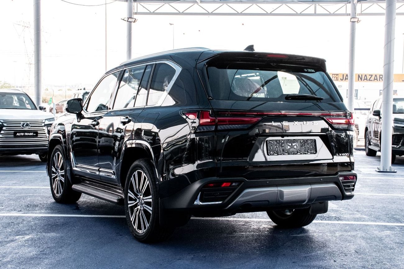 لكزس LX 600 سيجنتشر