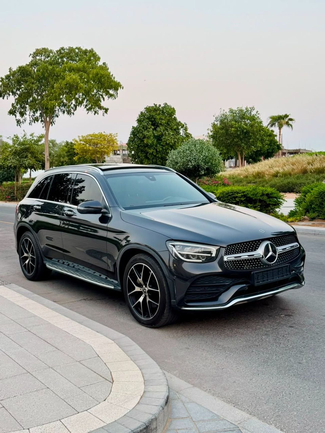مرسيدس بنز GLC 200 4MATIC HIGH