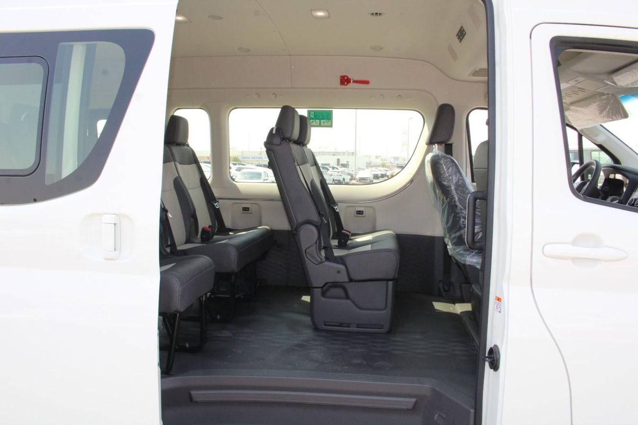 Toyota Hiace GL LHD - TOYOTA HIACE 3.5L PETROL V6 13 SEATER GL MT