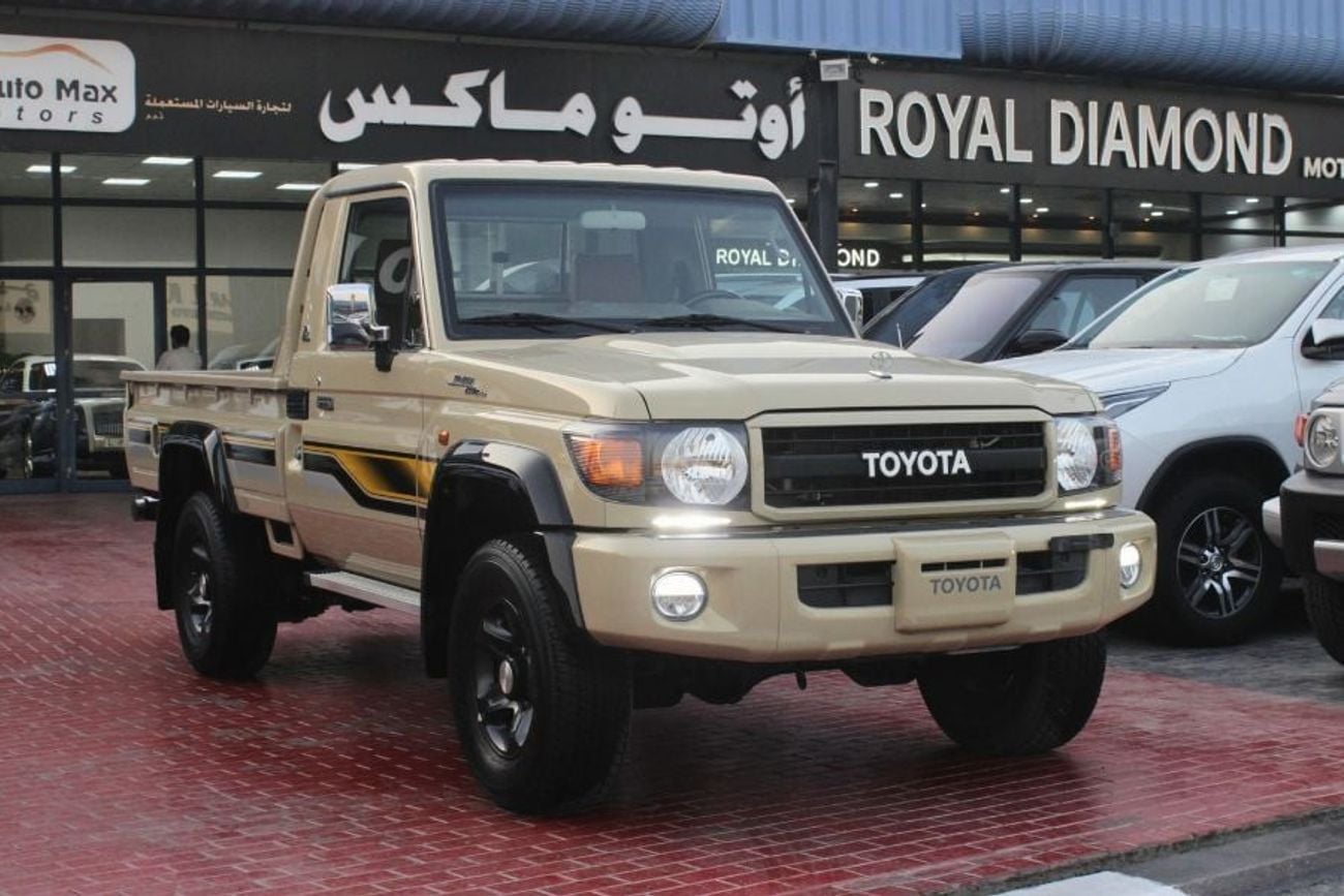 Toyota Land Cruiser Pickup 70