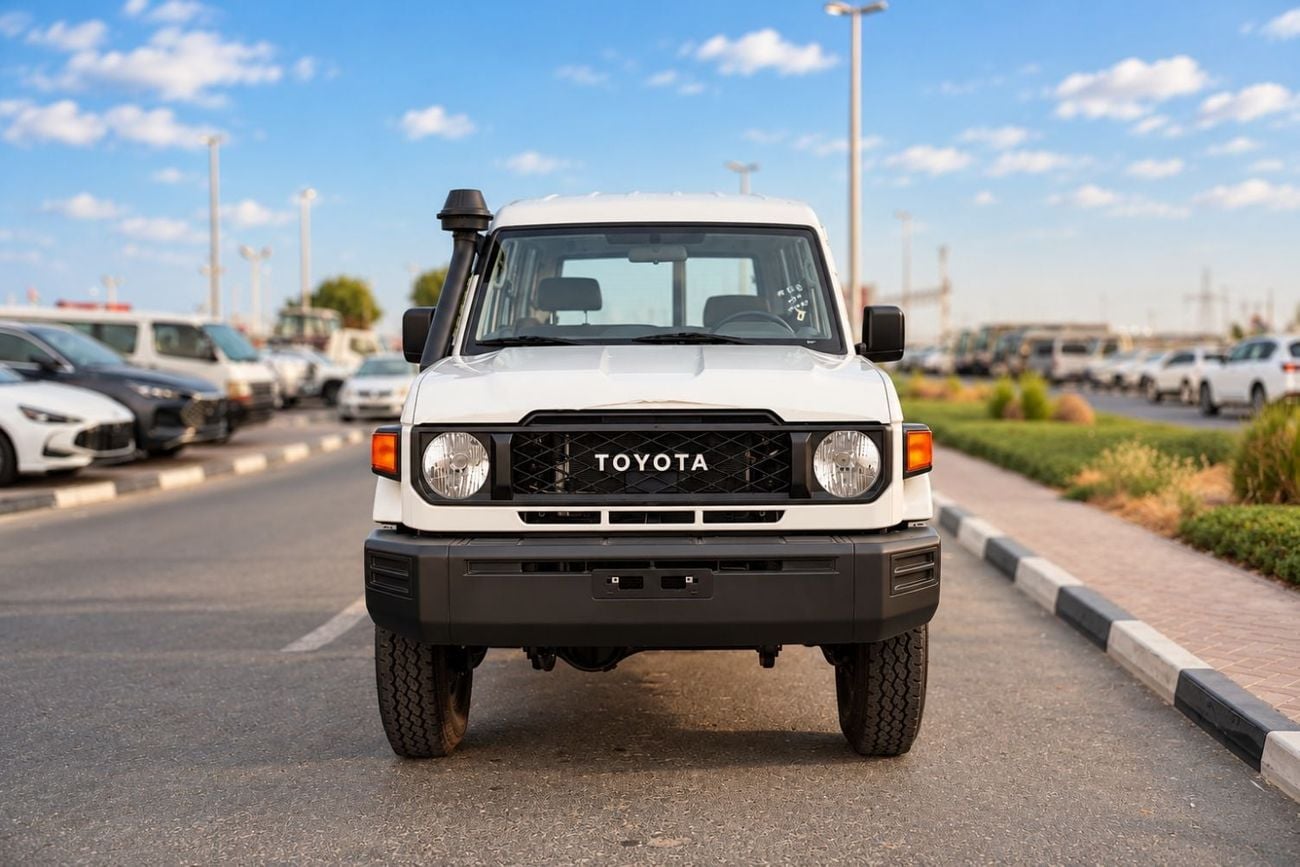 Toyota Land Cruiser 70 LC 78 HARDTOP 4.0L MT 2026 Toyota Land Cruiser 70 Series (GRJ78) 4.0L V6 4WD